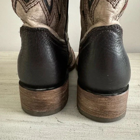 Rare Corral Vintage Heart & Wings square toe cowgirl boot | sz 7 - Picture 5 of 12
